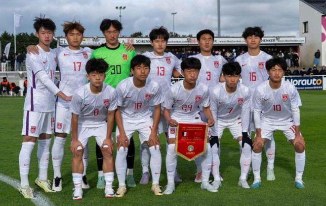 浪费2个单刀,3-1变1-1!中国队无缘逆转日本,球迷热议:踢得好