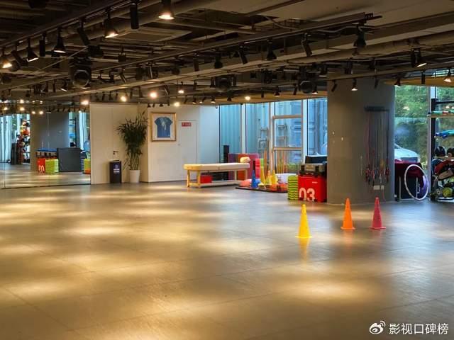 邹市明谈创业失败,亏损不止2亿,表示不要扣冉莹颖败家的帽子