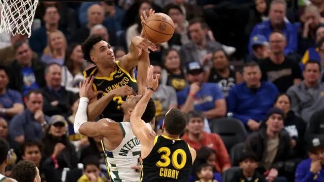 1712466565297043621.png 米乐-勇士尝试新内线组合收奇效,新秀护筐解放“追梦”