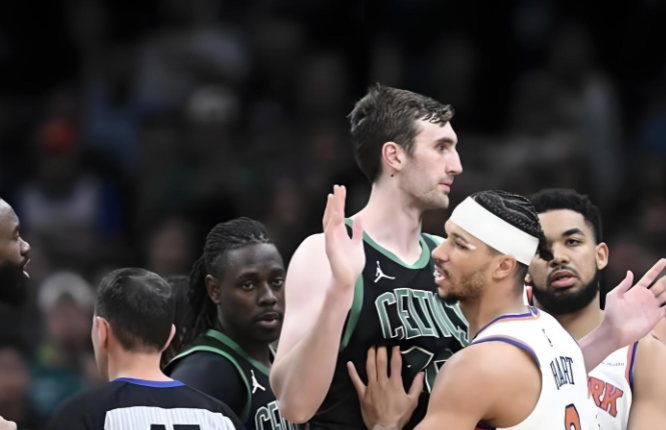 米乐官方网站-三分之一邓肯！马刺中锋的蜕变！