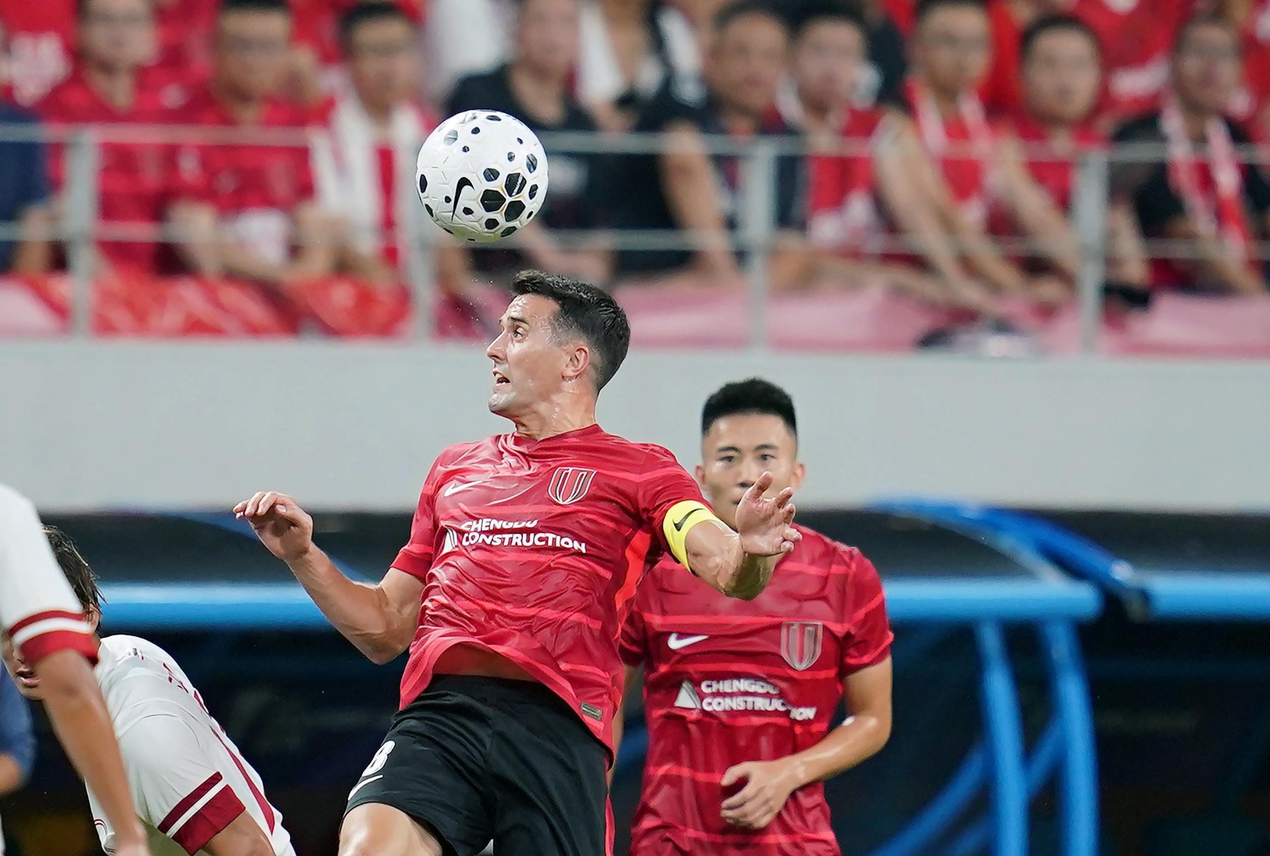 告别成都，周定洋在中国继续跑下去