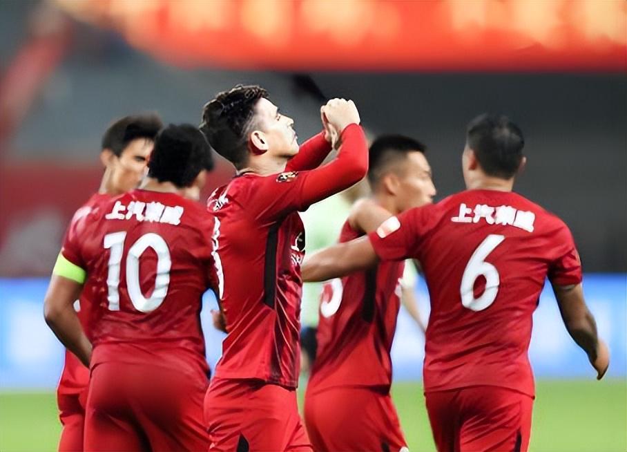 好消息！横滨水手核心有望成上港冬训外援首签，未来以官宣为准