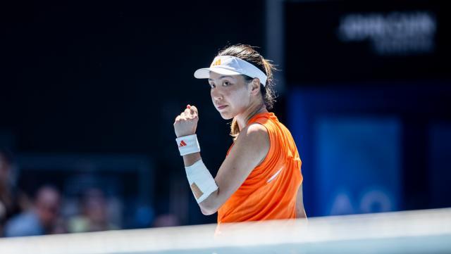 张奔斗：王欣瑜，你真的变心了